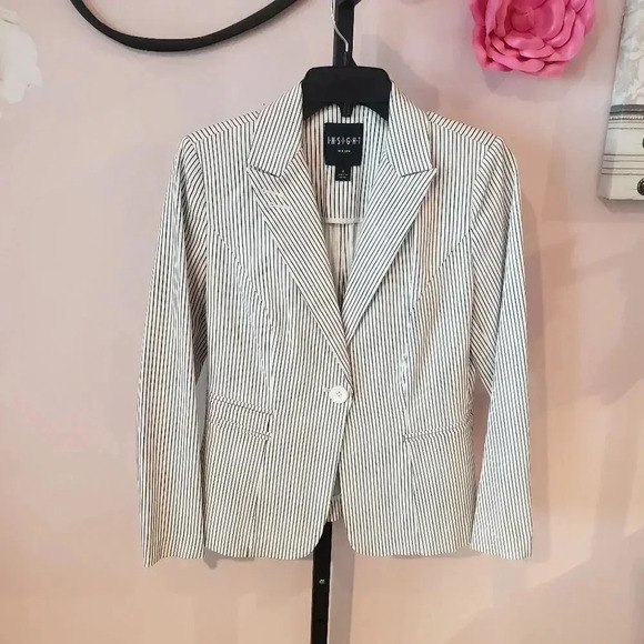 INSIGHT White with Black Pinstripe Blazer - Picture 1 of 6